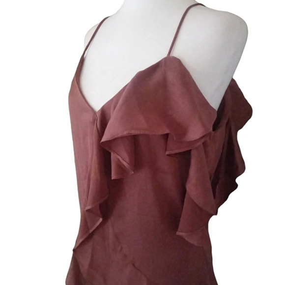 Dress Forum Dusty Rose Asymmetrical Ruffle Romper Feminine Size Medium - Picture 6 of 9